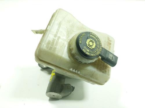 Brake master cylinder AUDI Q5 (8RB) 2.0 TDI quattro | BP20340882M77 
