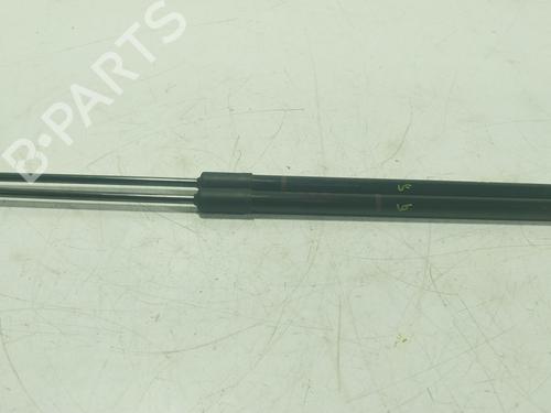 tailgate-lift-support-toyota-yaris-cross-mxp_-2020-32162250 main image