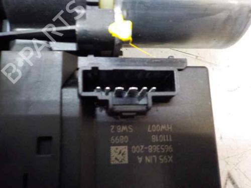 Right front window motor RENAULT MEGANE III Hatchback (BZ0/1_, B3_) 1.5 dCi (BZ0C) | BP3882158E20 