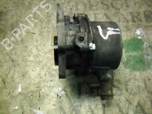 Used Vacuum pump RENAULT CLIO II (BB_, CB_) [1998-2016]  3767309