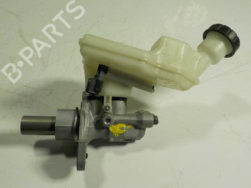 Used Brake master cylinder Brake master cylinder MERCEDES-BENZ A-CLASS Saloon (V177) A 200 (177.187) (163 hp) 10730566 10730566