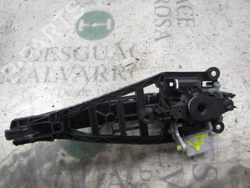 Venstre foran utvendig håndtak OPEL ASTRA H GTC (A04) 1.9 CDTI (L08) | BP3828537C128 