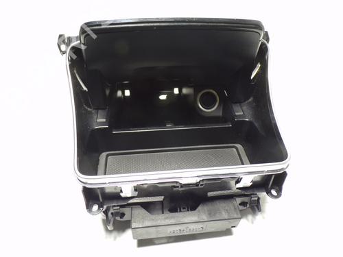 Used Glove box Glove box MERCEDES-BENZ C-CLASS (W205) C 200 d (205.007) (136 hp) 11947212 11947212