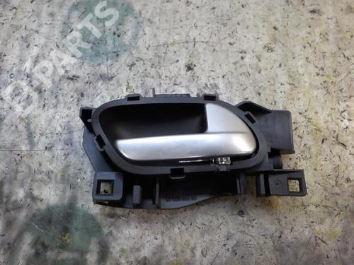 Used Rear right interior door handle Rear right interior door handle CITROËN C-ELYSEE (DD_) 1.6 BlueHDi 100 (99 hp) 4005889 4005889