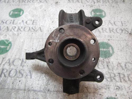 Used Right front steering knuckle Right front steering knuckle RENAULT MEGANE II (BM0/1_, CM0/1_) [2001-2012] 3826883 3826883