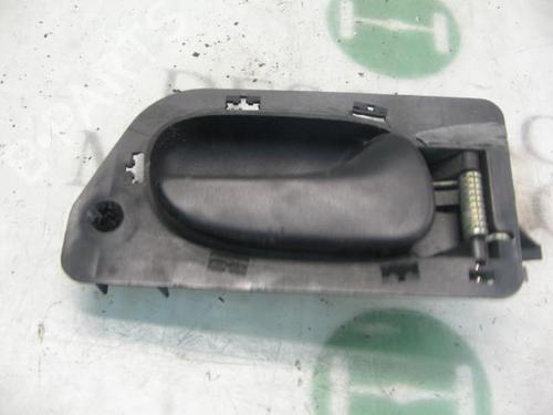 Used Front right interior door handle Front right interior door handle RENAULT LAGUNA I (B56_, 556_) 2.2 D (B56F/2) (83 hp) 3764534 3764534