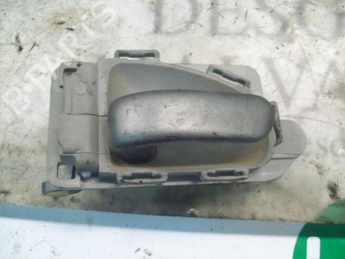 Used Rear left interior door handle Rear left interior door handle CITROËN XSARA PICASSO (N68) 2.0 HDi (90 hp) 3778300 3778300