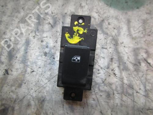 Used Right rear window switch Right rear window switch OPEL ANTARA A (L07) 2.0 CDTI (150 hp) 3834732 3834732