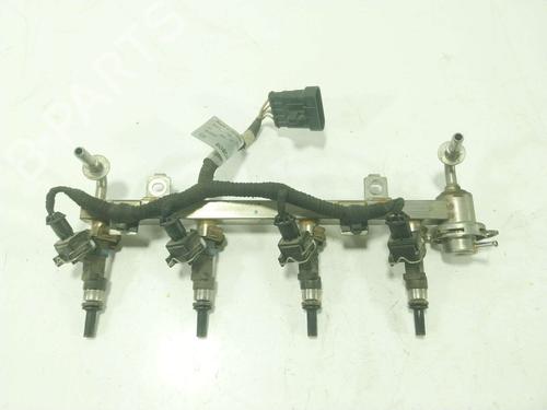 Used Injection rail Injection rail 39156742 39156742