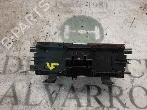 Warning switch RENAULT MEGANE II (BM0/1_, CM0/1_) 1.9 dCi (BM0G, CM0G) | BP3793766I22 
