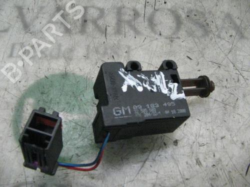 Used Electronic module Electronic module OPEL CORSA C (X01) 1.2 (F08, F68) (75 hp) 14292273 14292273