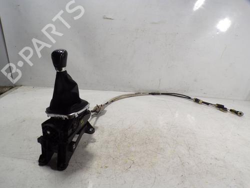 Used Gear lever FORD FIESTA VI (CB1, CCN) [2008-2017]  8823823