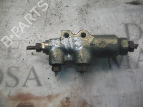 Used Brake master cylinder Brake master cylinder VOLVO 850 (854) 2.4 (140 hp) 8741957 8741957