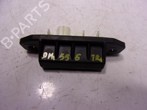 Used Tailgate handle Tailgate handle TOYOTA YARIS (_P21_, _PA1_, _PH1_) 1.5 Hybrid (MXPH11) (92 hp) 15887618 15887618