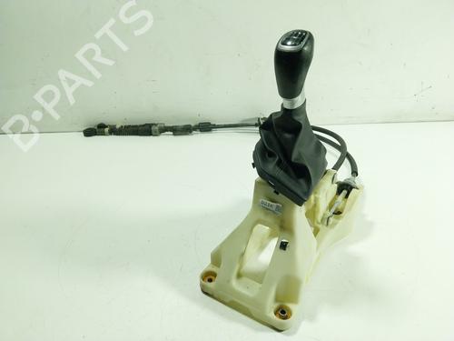 Used Gear lever KIA SPORTAGE IV (QL, QLE) 1.7 CRDi (116 hp) 19647739