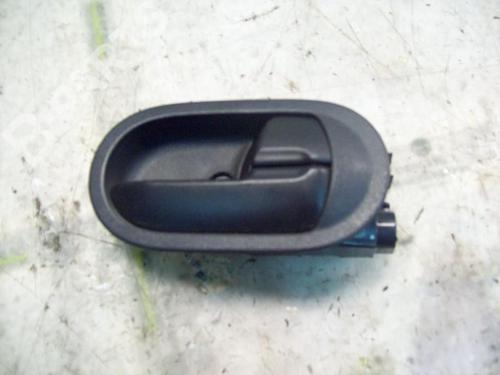 Used Front right interior door handle Front right interior door handle MITSUBISHI COLT VI (Z3_A, Z2_A) 1.1 (Z31A, Z32A) (75 hp) 3761211 3761211
