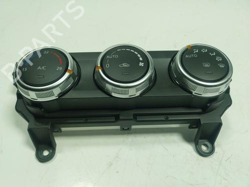 Used Climate control Climate control MAZDA 2 Hatchback (DL, DJ) 1.5 SKYACTIV-G (DJLFS) (115 hp) 18693292 18693292