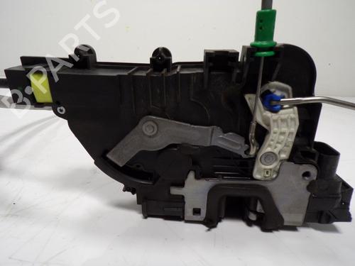 Front right lock MERCEDES-BENZ VITO Van (W447) 114 CDI (447.601, 447.603, 447.605) | BP12429712C97 