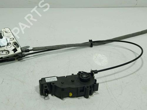 Used Tailgate lock Tailgate lock TESLA MODEL S (5YJS) P85 (421 hp) 39905115 39905115