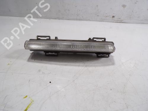 Used Left front indicator Left front indicator MERCEDES-BENZ E-CLASS Coupe (C207) [2009-2016] 9194957 9194957