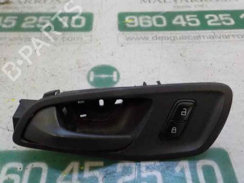 Used Front left interior door handle Front left interior door handle FORD TRANSIT V363 Van (FCD, FDD) 2.2 TDCi 4x4 (155 hp) 6438596 6438596