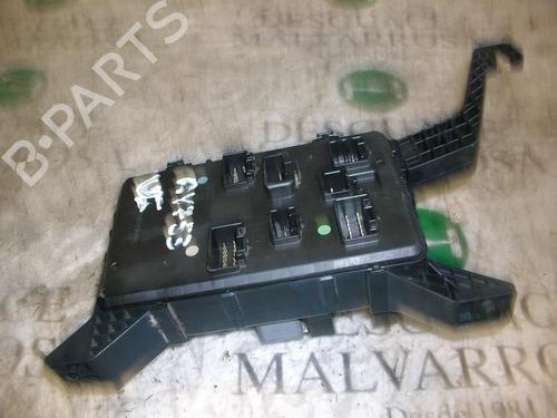 Used Fuse box Fuse box FORD MONDEO III Saloon (B4Y) 2.0 16V TDDi / TDCi (115 hp) 3782138 3782138