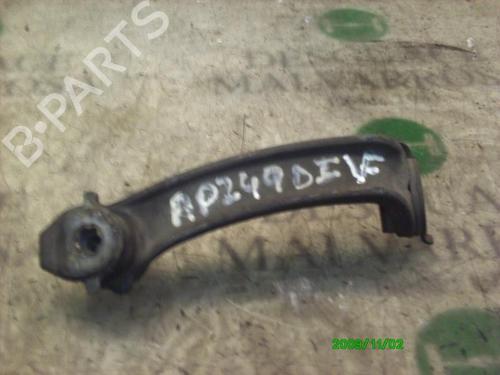 Used Left front suspension arm RENAULT LAGUNA II (BG0/1_) [2001-2007]  14263358