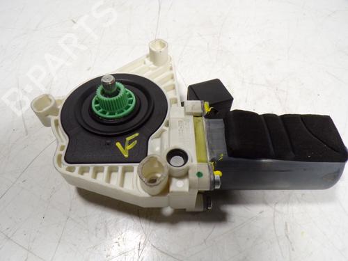 Used Left rear window motor MERCEDES-BENZ CLA Coupe (C117) CLA 200 CDI / d (117.308) (136 hp) 15203125