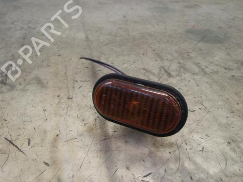 Højre side indikator RENAULT TRAFIC II Van (FL) 1.9 dCi 100 (FL0C) (101 hp) 11642989