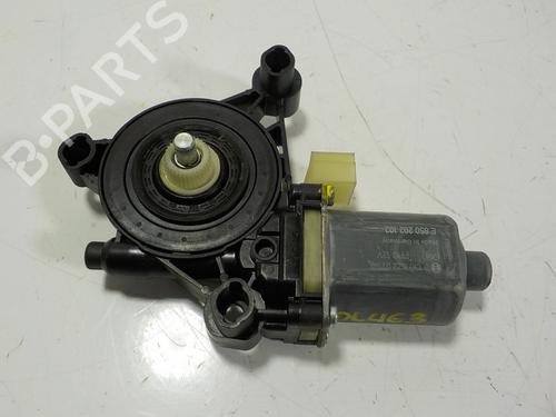 Used Right front window motor Right front window motor VW GOLF VII (5G1, BQ1, BE1, BE2) [2012-2021] 13507450 13507450