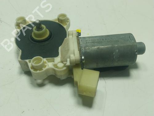 Used Right front window motor MERCEDES-BENZ CLS (C219) CLS 350 (219.356) (272 hp) 18140404