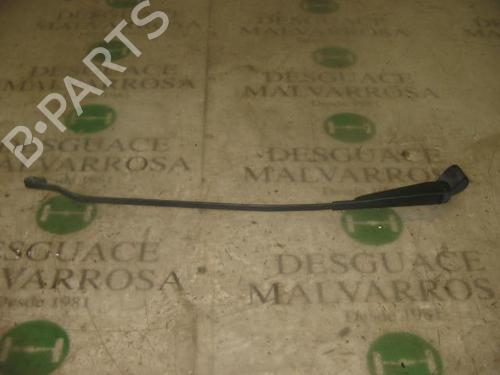 Used Front windshield wiper arm Front windshield wiper arm 3770225 3770225