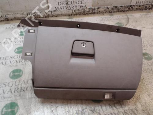 Used Glove box Glove box VOLVO V50 (545) 1.6 D (110 hp) 3830188 3830188