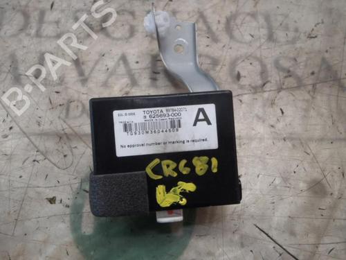 Used Control unit Control unit TOYOTA AURIS (_E18_) 1.8 Hybrid (ZWE186_, ZWE186R) (136 hp) 3824959 3824959