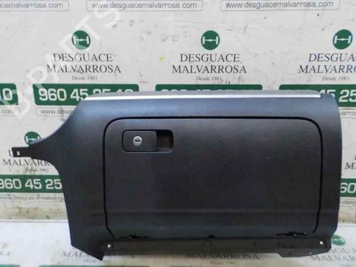 Used Glove box Glove box VW GOLF VI (5K1) 1.6 TDI (105 hp) 5317903 5317903