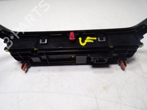 Commande Chauffage TOYOTA COROLLA Hatchback (_E21_, _EA1_, _EH1_)  | BP11932391I5 
