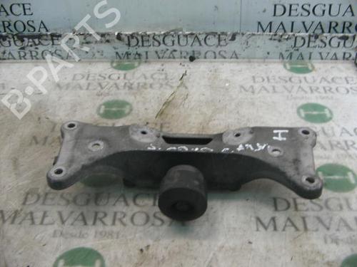Used Support Support BMW 5 (E39) 540 i (286 hp) 14293227 14293227