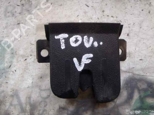Used Tailgate lock VW TOUAREG (7LA, 7L6, 7L7) 2.5 R5 TDI (174 hp) 3820949