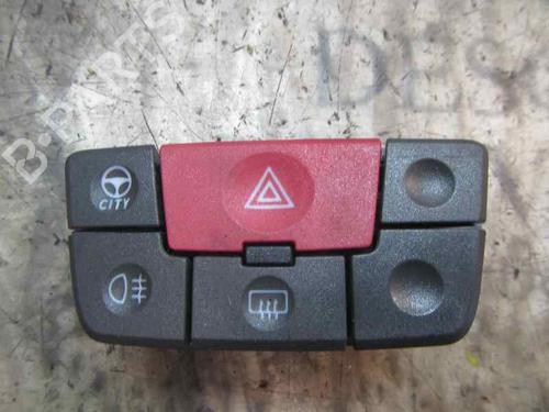 Used Warning switch Warning switch FIAT PANDA (169_) 1.2 (169.AXB11, 169.AXB1A) (60 hp) 3835403 3835403