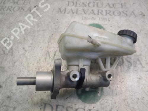Used Brake master cylinder PEUGEOT EXPERT Van (VF3A_, VF3U_, VF3X_) [2007-2025]  3810461