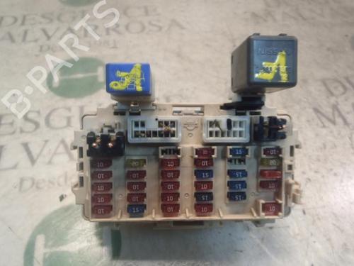 Used Fuse box Fuse box NISSAN X-TRAIL I (T30) 2.2 DCi (114 hp) 3809030 3809030
