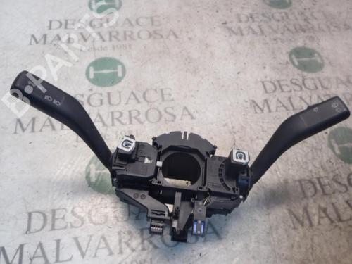 Used Steering column stalk SEAT TOLEDO III (5P2) 1.9 TDI (105 hp) 3808515