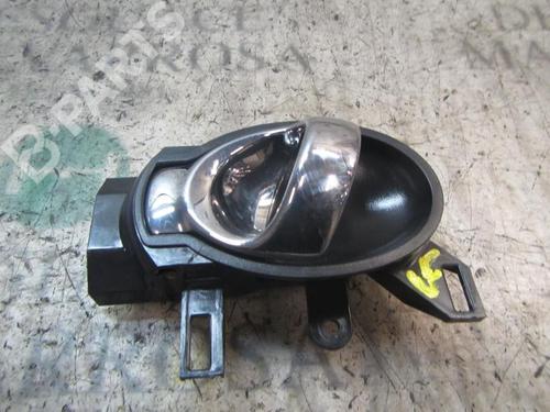 Used Front left interior door handle Front left interior door handle NISSAN JUKE (F15) 1.5 dCi (110 hp) 3837699 3837699