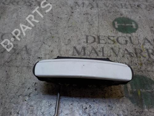 front-right-exterior-door-handle-audi-a3-8p1-8p0837207-2003-2004-2005-2006-2007-2008-2009-2010-2011-2012-2013-3847526 main image