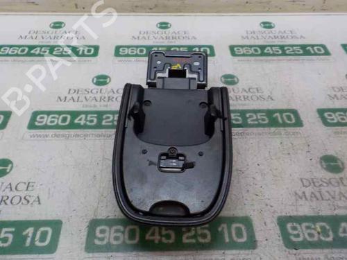 Armrest / Center console FORD KUGA I 2.0 TDCi | BP7152352I20 - Image 2