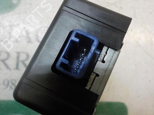 Elektronische module TOYOTA YARIS (_P13_)  | BP4004123M83