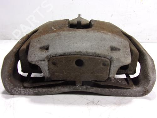 Venstre bremsekaliber foran BMW 5 (E60) 530 i (231 hp) 15611949