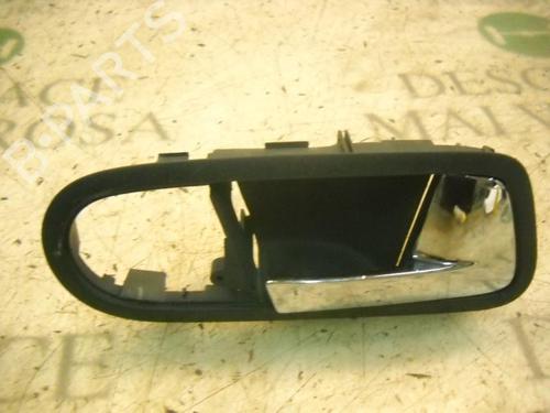 Used Rear right interior door handle Rear right interior door handle FORD GALAXY I (WGR) 1.9 TDI (115 hp) 3787783 3787783