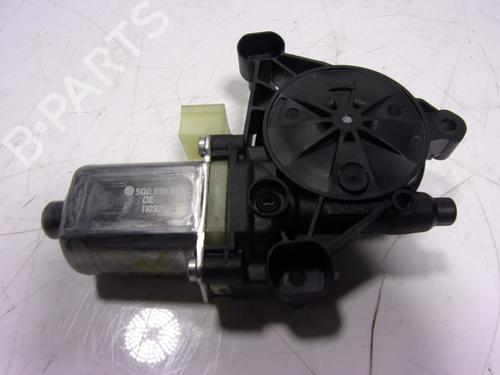 Right front window motor SEAT LEON (KL1, KLG) 2.0 TDI | BP16008544E20 