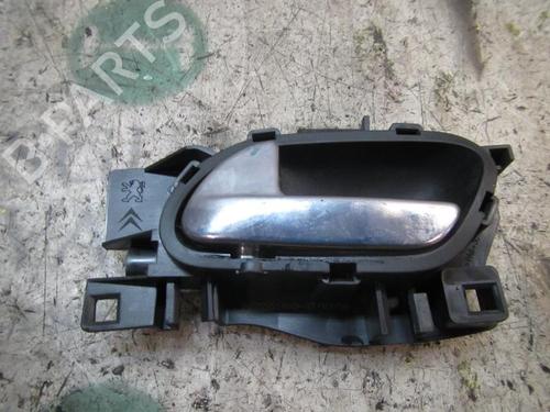 Used Rear left interior door handle Rear left interior door handle PEUGEOT 207 (WA_, WC_) 1.6 HDi (90 hp) 3840903 3840903
